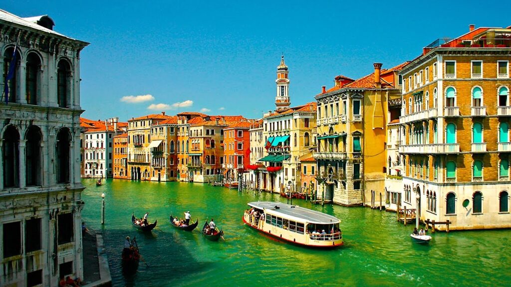 Turismo en Italia » Turismo italia venecia bote 2